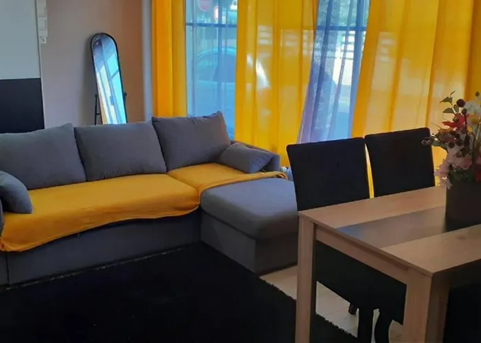 Charmante Petite Maison